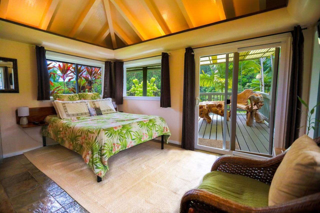 The Inn At Kulaniapia Falls Hilo Exterior photo