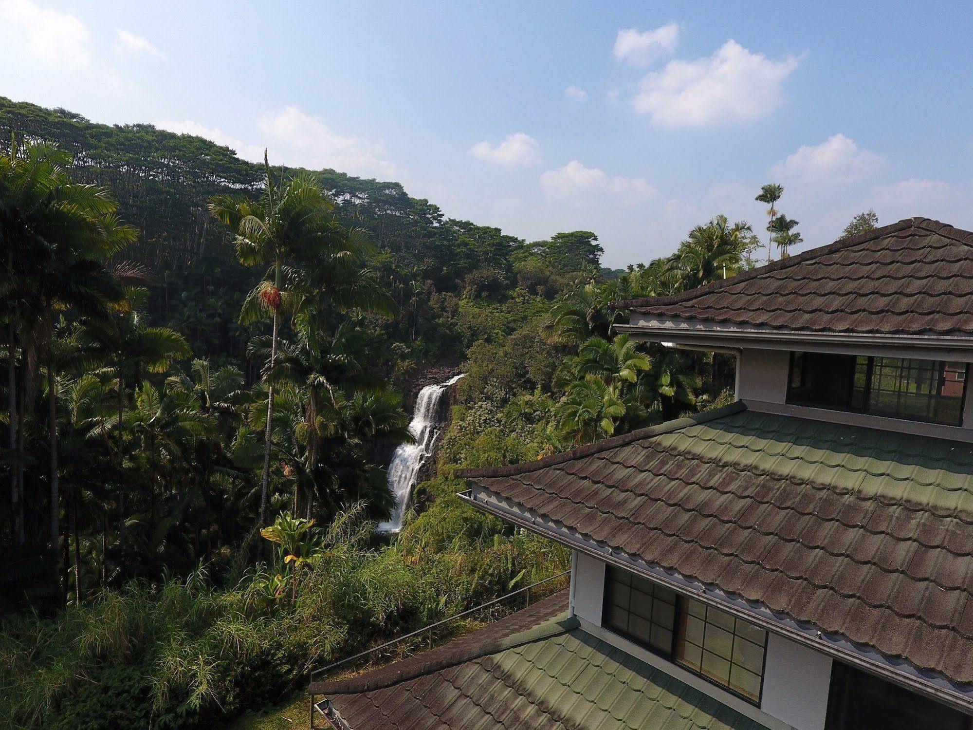 The Inn At Kulaniapia Falls Hilo Exterior photo